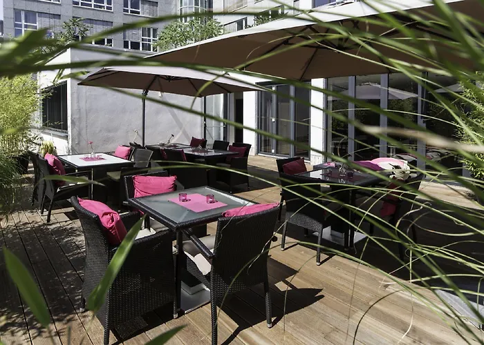 Отель Pearl Design - Frankfurt 4*